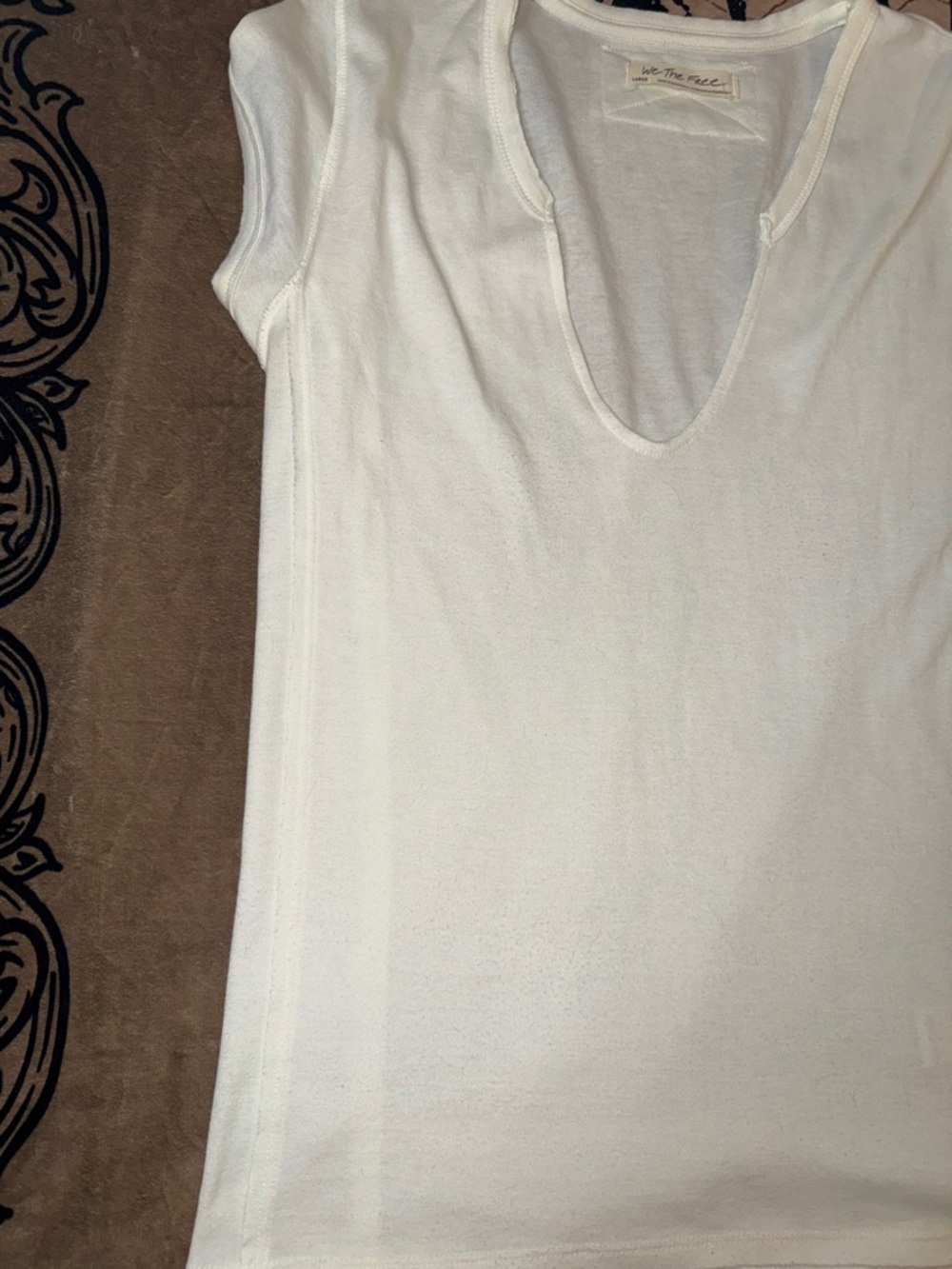 We The Free Ivory Deep V Short Sleeve Tee - Picture 5 of 10